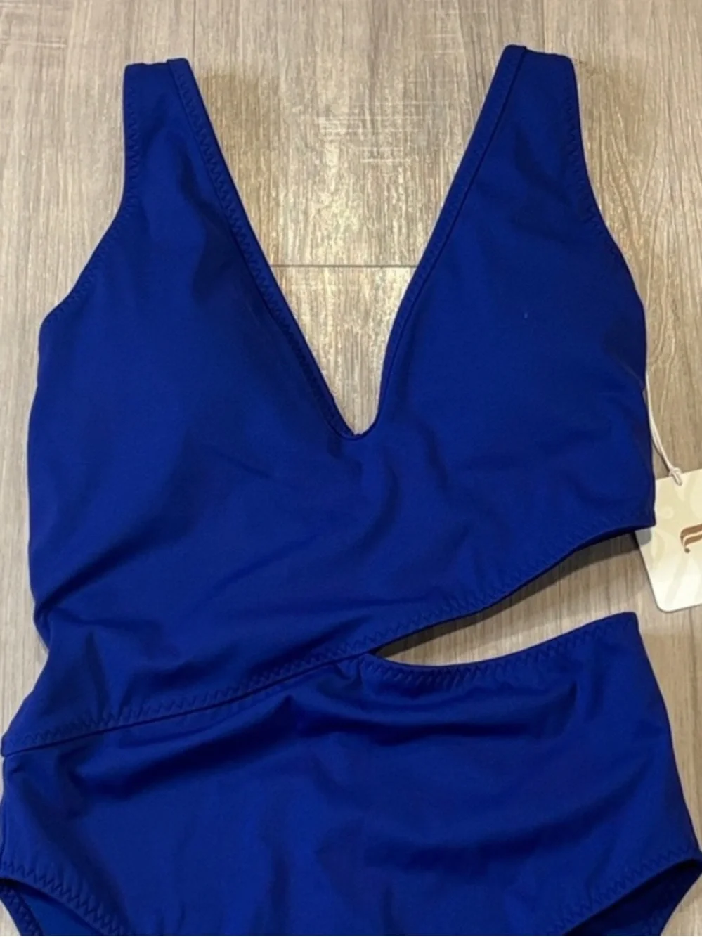 Fabletics NWT Seaside Cutout One-Piece Swimsuit XS Admiral Blue